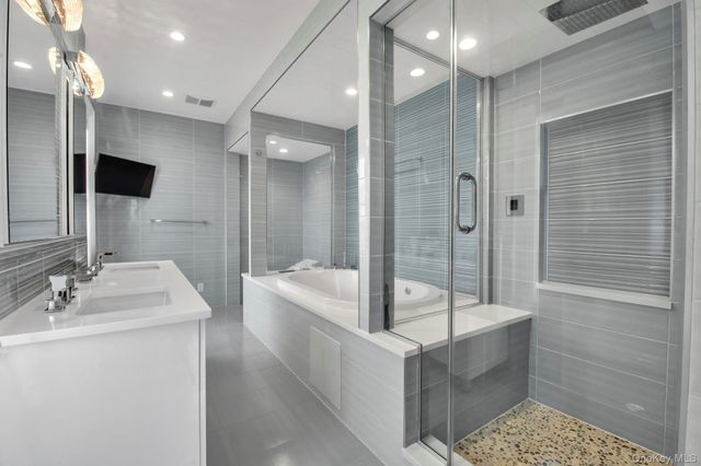 102 Shore Road, Douglaston, NY 11363