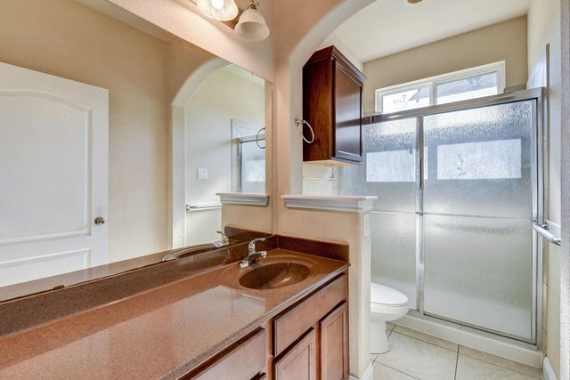 39 S Pinto Point Circle, Spring, TX 77389