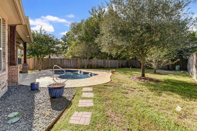 39 S Pinto Point Circle, Spring, TX 77389