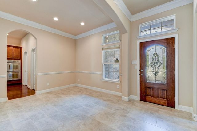 39 S Pinto Point Circle, Spring, TX 77389