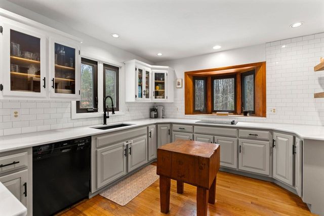 12 Dudley Road, Brentwood, NH 03833