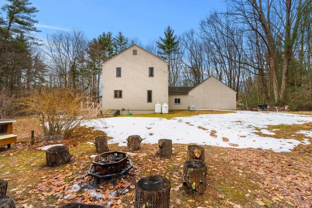 12 Dudley Road, Brentwood, NH 03833