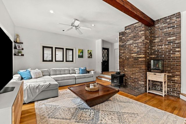 12 Dudley Road, Brentwood, NH 03833