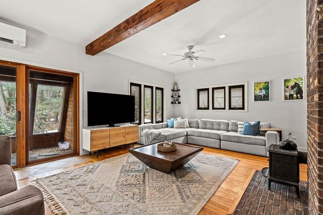 12 Dudley Road, Brentwood, NH 03833