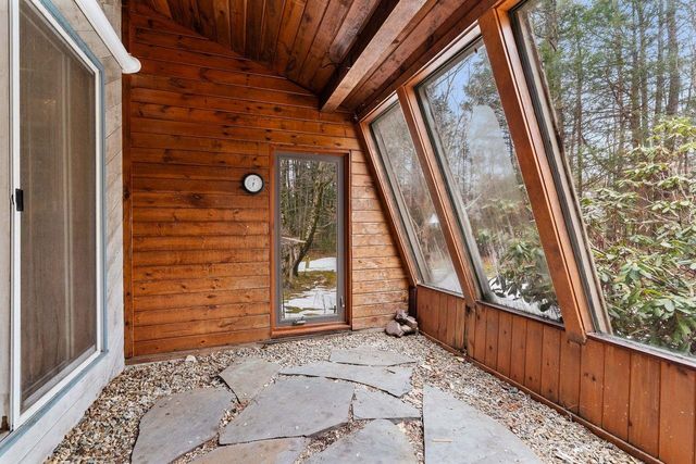 12 Dudley Road, Brentwood, NH 03833