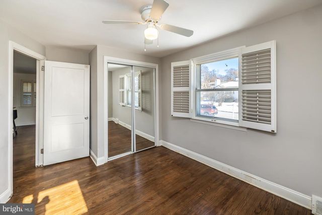 36 FAIRVIEW RD, Paoli, PA 19301