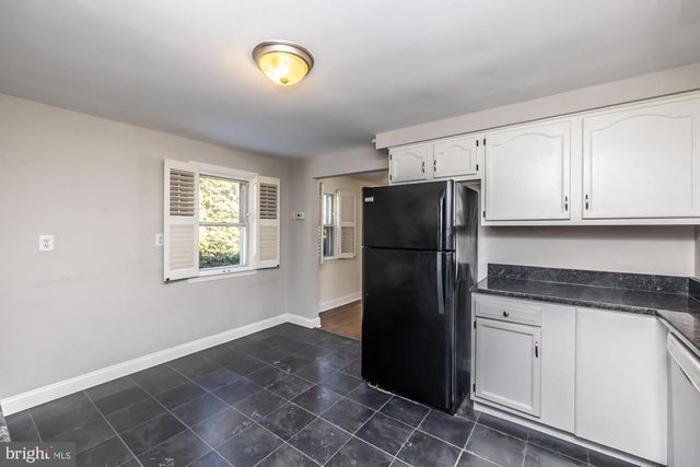 36 FAIRVIEW RD, Paoli, PA 19301