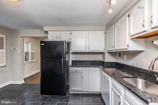 36 FAIRVIEW RD, Paoli, PA 19301