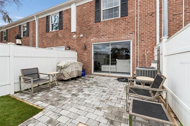 13747 JUNIPER BLOSSOM DRIVE, Tampa, FL 33618