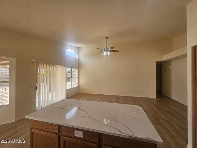 7873 W ADOBE Drive, Glendale, AZ 85308