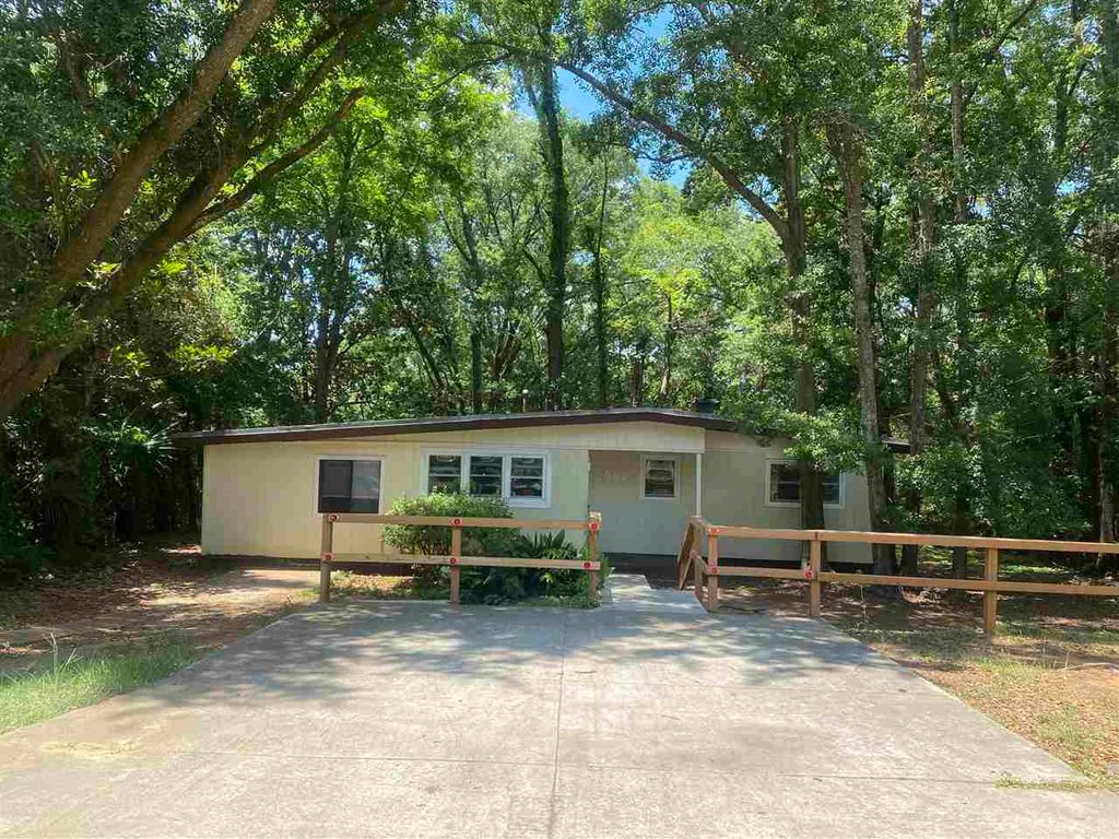 602 Kyle Street, Tallahassee, FL 32304