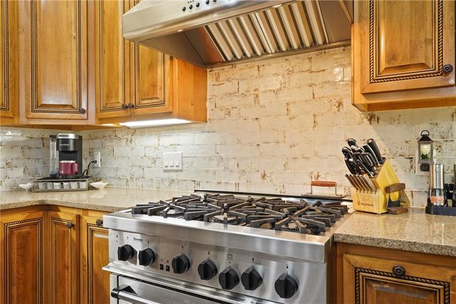 219 Abbott Lane, St Simons Island, GA 31522