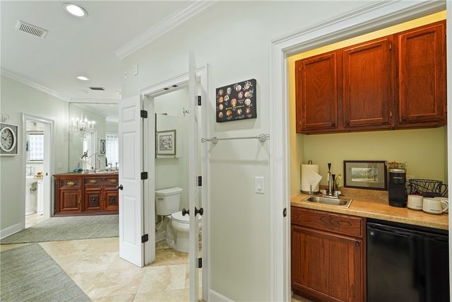 219 Abbott Lane, St Simons Island, GA 31522