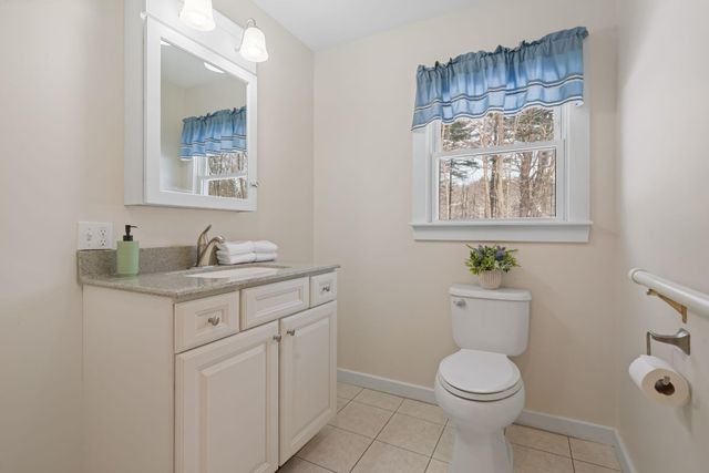 52 Green Street, Northwood, NH 03261