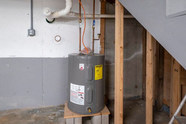 52 Green Street, Northwood, NH 03261