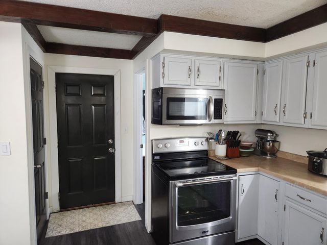 1814 Brookside Circle, Albert Lea, MN 56007