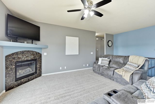 20313 Crystal Avenue, Gretna, NE 68028