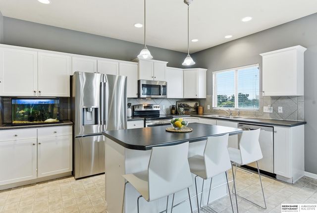 20313 Crystal Avenue, Gretna, NE 68028