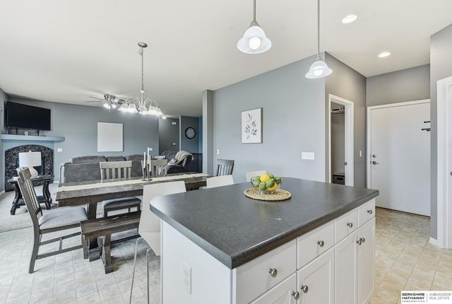 20313 Crystal Avenue, Gretna, NE 68028