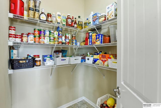 20313 Crystal Avenue, Gretna, NE 68028