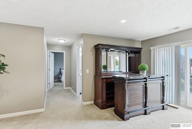 20313 Crystal Avenue, Gretna, NE 68028