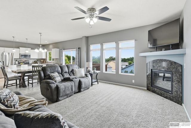 20313 Crystal Avenue, Gretna, NE 68028