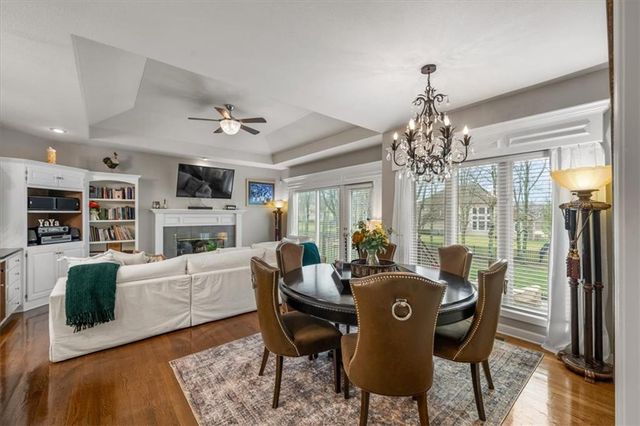 709 NE Lake Pointe Drive, Lee's Summit, MO 64064