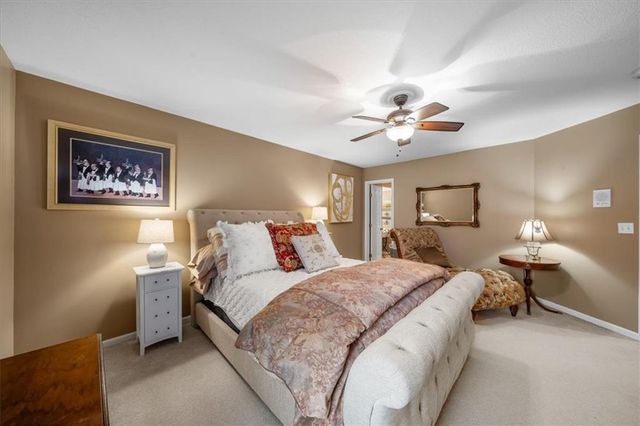 709 NE Lake Pointe Drive, Lee's Summit, MO 64064