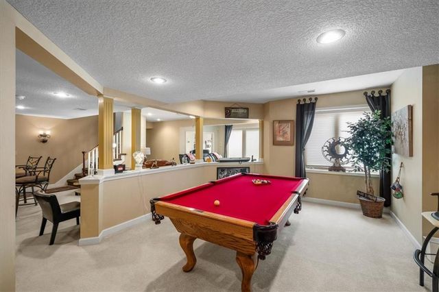 709 NE Lake Pointe Drive, Lee's Summit, MO 64064