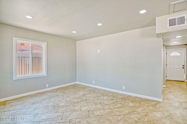 2613 N Calle De Romy, Tucson, AZ 85712