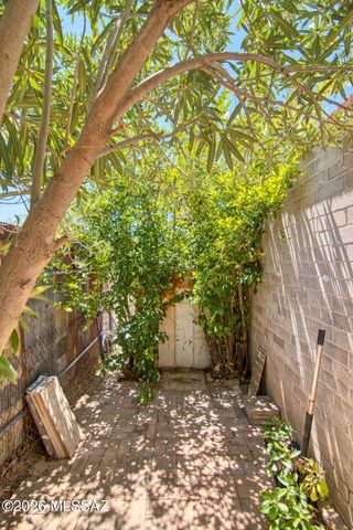 2613 N Calle De Romy, Tucson, AZ 85712