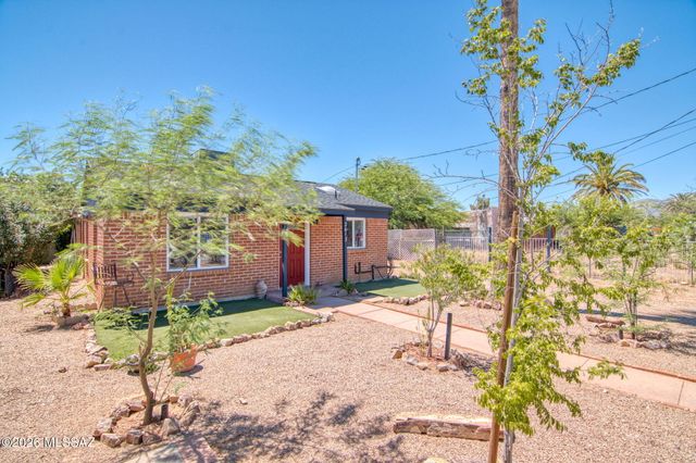 2613 N Calle De Romy, Tucson, AZ 85712