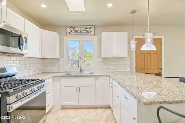 2613 N Calle De Romy, Tucson, AZ 85712