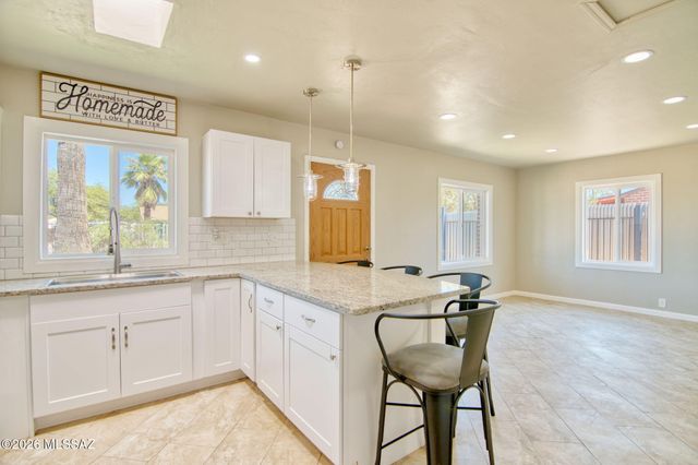 2613 N Calle De Romy, Tucson, AZ 85712