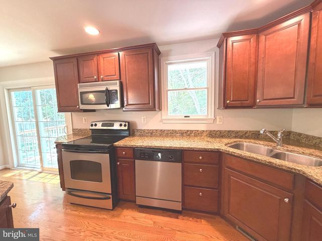 2711 MORAN DR, Waldorf, MD 20601