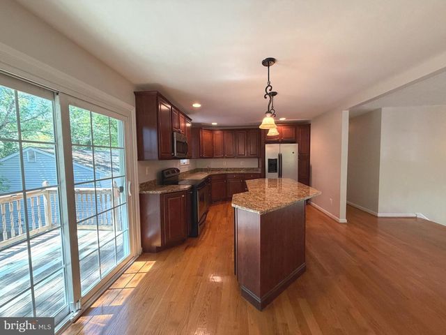 2711 MORAN DR, Waldorf, MD 20601