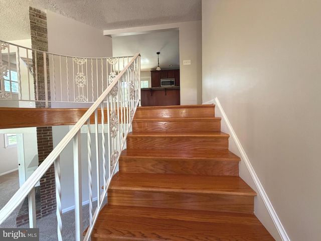 2711 MORAN DR, Waldorf, MD 20601