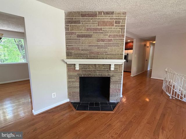 2711 MORAN DR, Waldorf, MD 20601