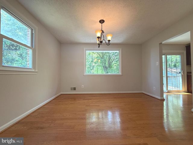 2711 MORAN DR, Waldorf, MD 20601