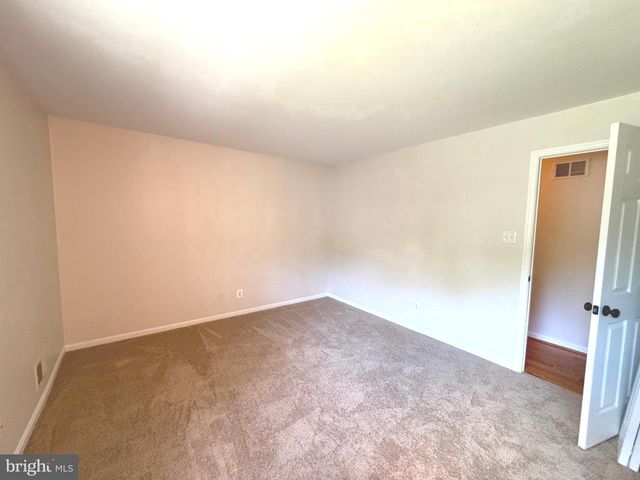 2711 MORAN DR, Waldorf, MD 20601