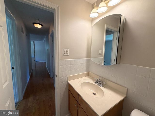 2711 MORAN DR, Waldorf, MD 20601