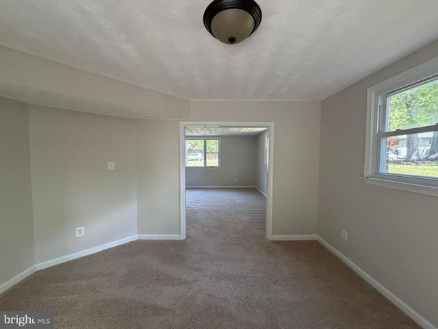 2711 MORAN DR, Waldorf, MD 20601