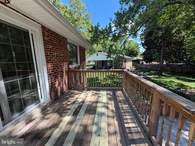 2711 MORAN DR, Waldorf, MD 20601