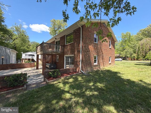 2711 MORAN DR, Waldorf, MD 20601