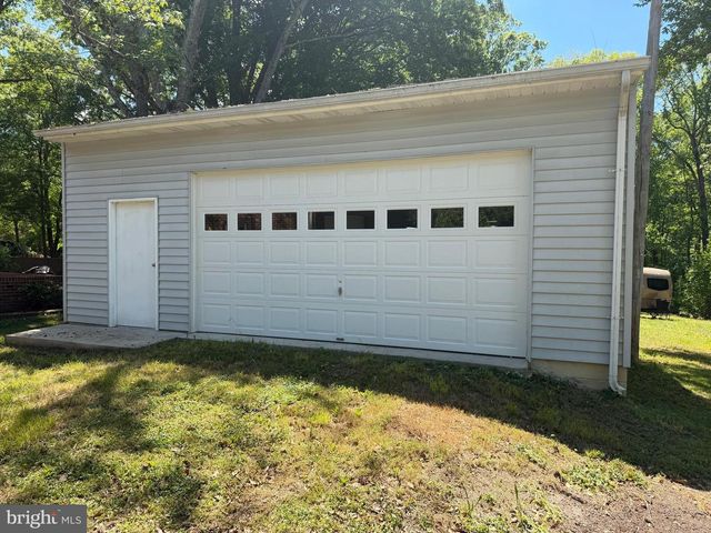2711 MORAN DR, Waldorf, MD 20601