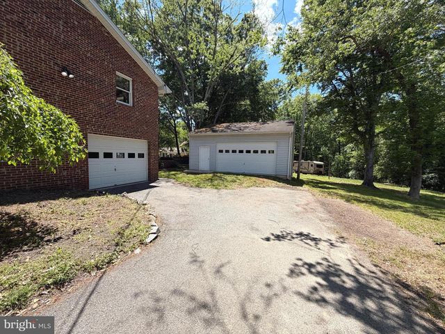 2711 MORAN DR, Waldorf, MD 20601