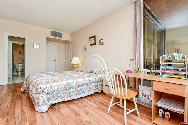 5150 Hidalgo Street 1305, Houston, TX 77056