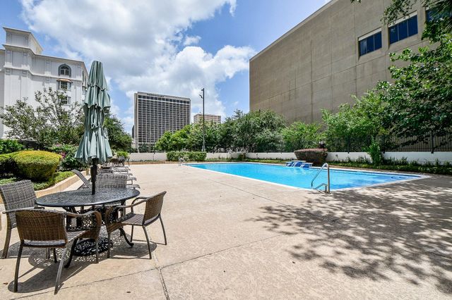 5150 Hidalgo Street 1305, Houston, TX 77056