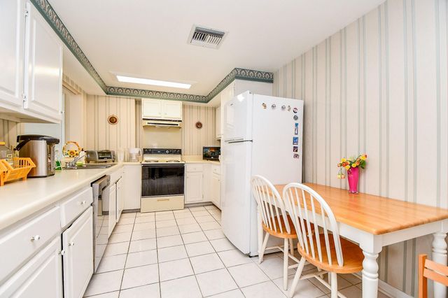 5150 Hidalgo Street 1305, Houston, TX 77056