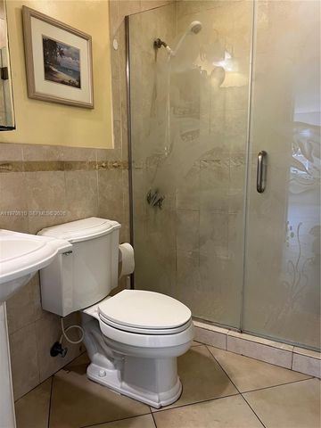 158 SW 96th Ct 158, Miami, FL 33174